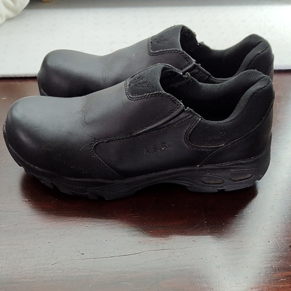 Thorogood Athletic Slip Resisting Black Slip-On Shoes T - Picture 4 of 11